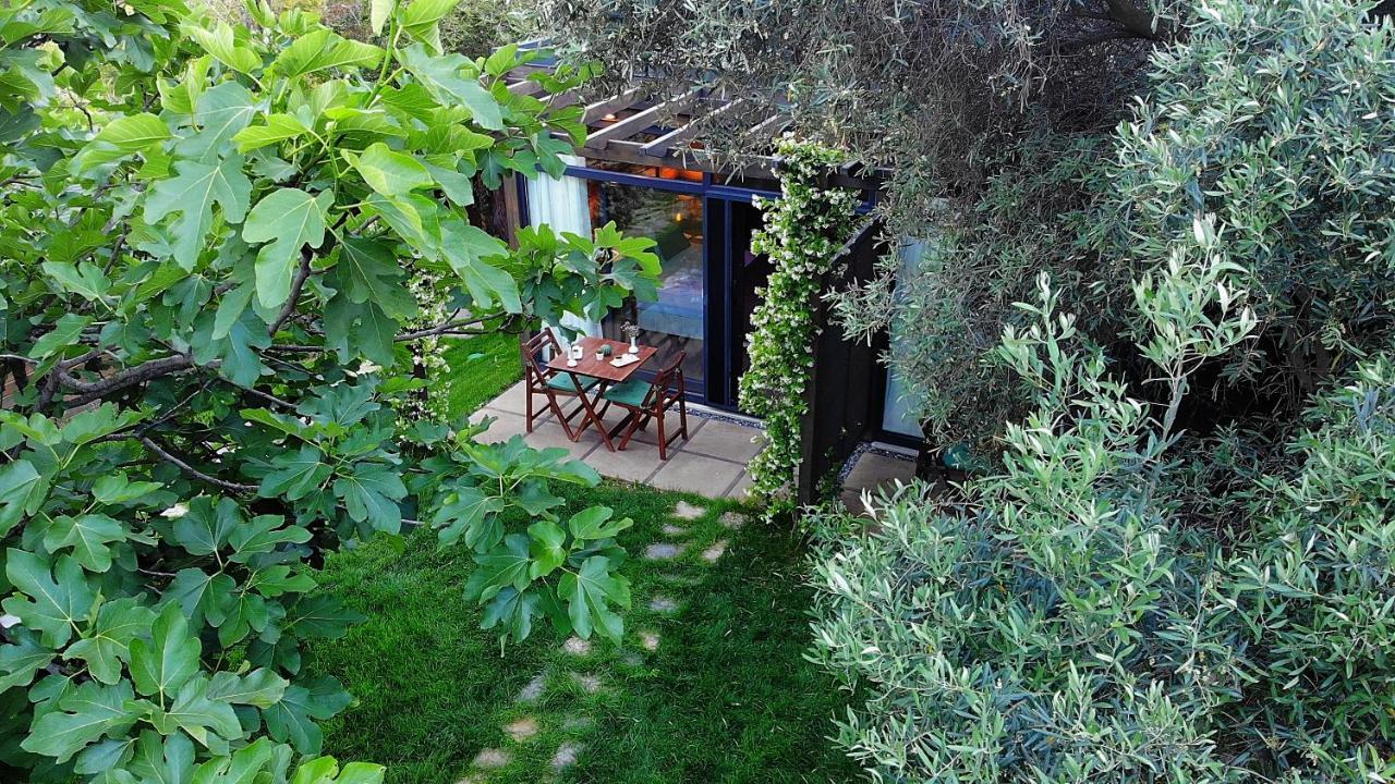 Triada Hotel Bueyuekada Adalar Exterior photo